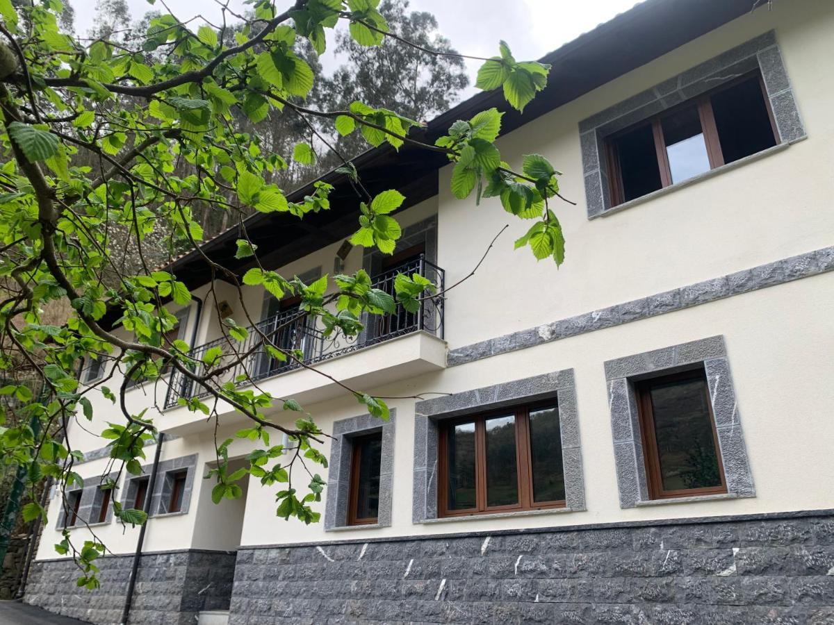 Casa Rural En Santa Cruz-Mieres Bustiello  Buitenkant foto